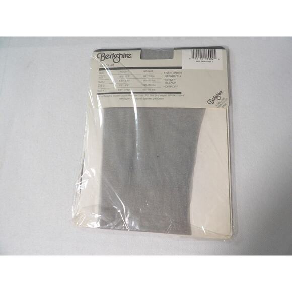 Berkshire Shimmers Panty Hose Control Top Silver Size 1 Sandalfoot Vintage 1985 - Picture 3 of 6